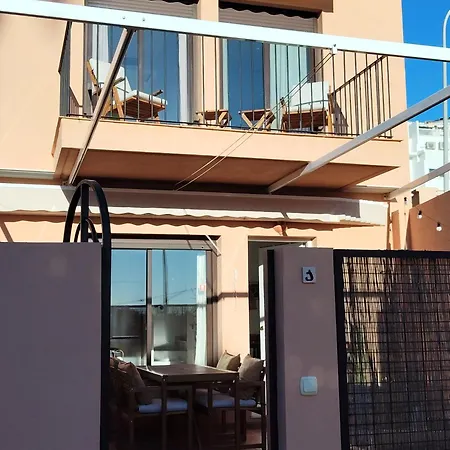 Amazing Corner Duplex Salinas Apartment *