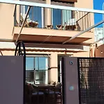 Amazing Corner Duplex Salinas アパート *